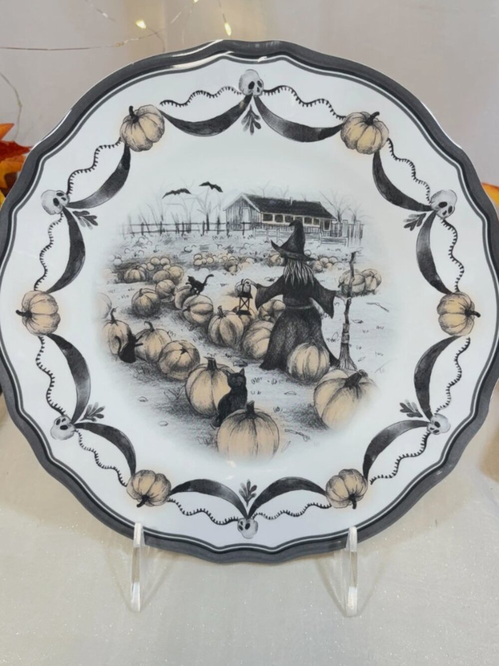 Halloween Melamine Witch Coven Black Cat Pumpkin Bats Salad plates Set 4 RARE